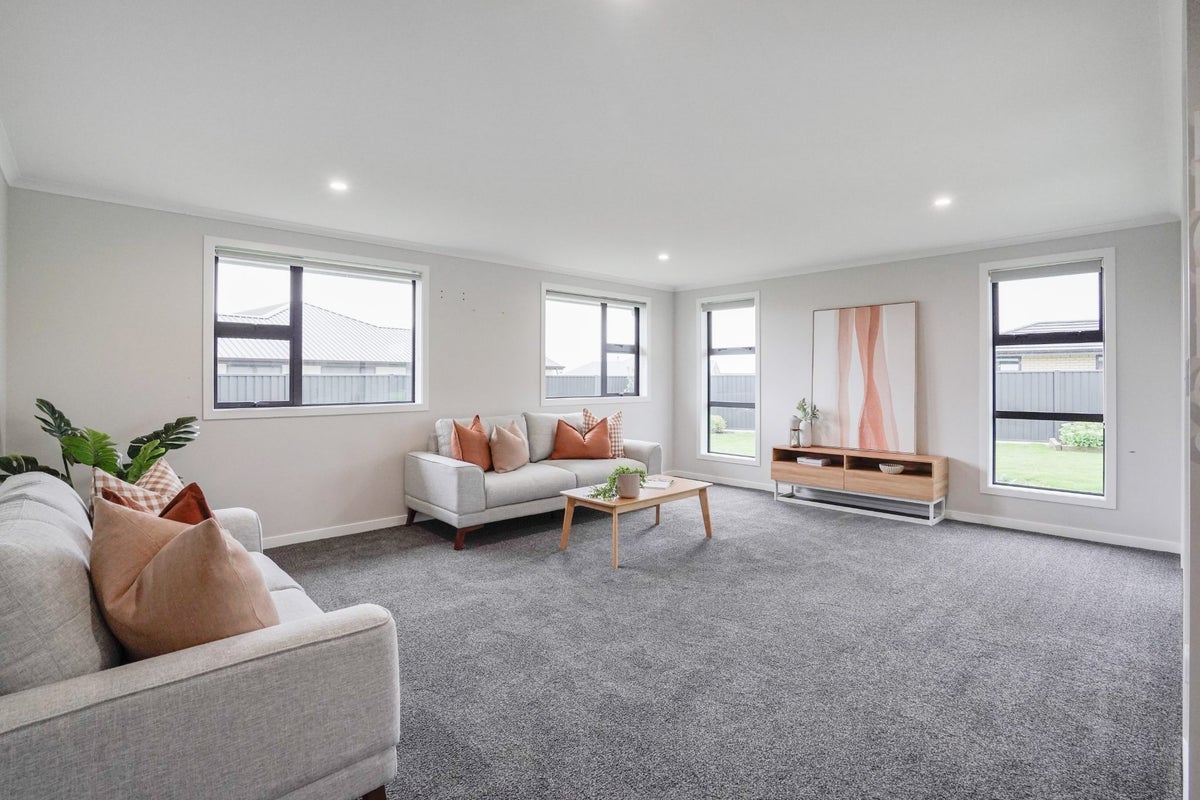 15 Chatham Rise, Seaward Bush, Invercargill - Carousel 2