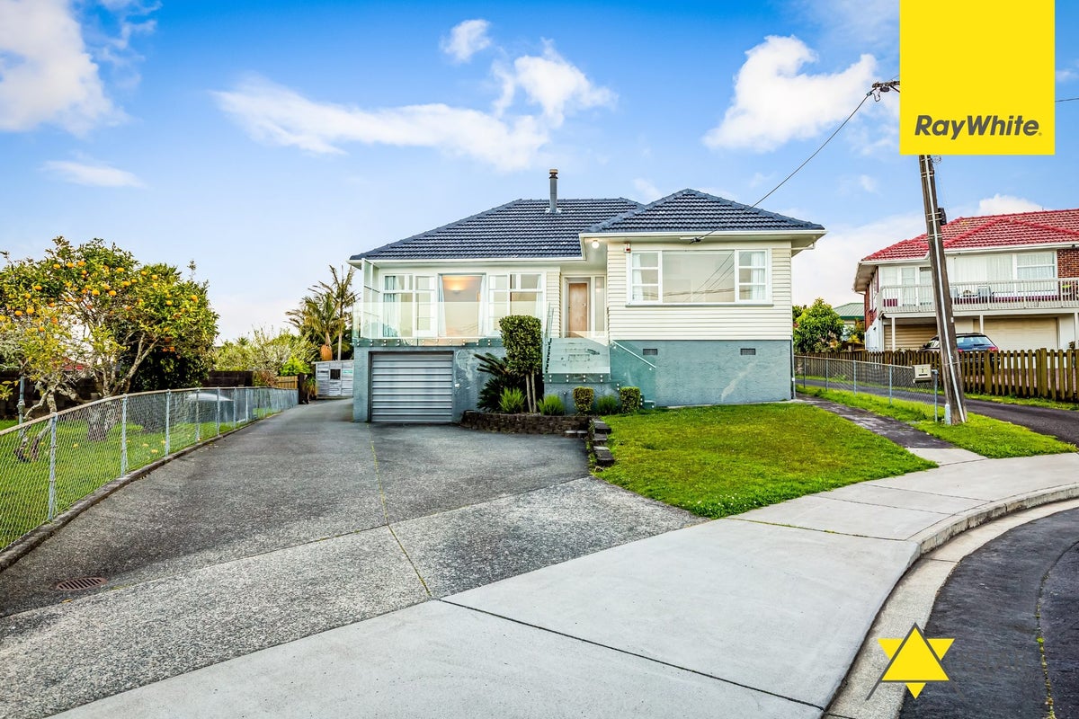 2 Taha Road, Te Atatu South, Auckland - Carousel 2