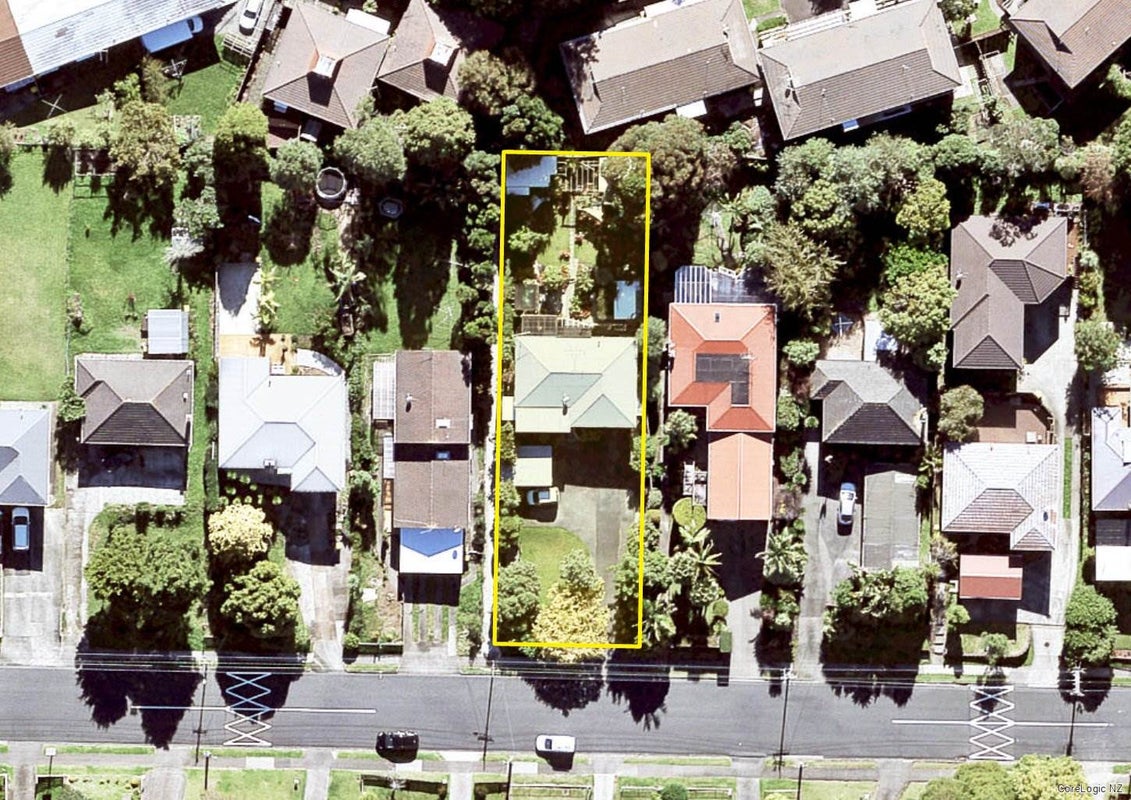 22 Sheridan Drive, New Lynn, Auckland - Carousel 2