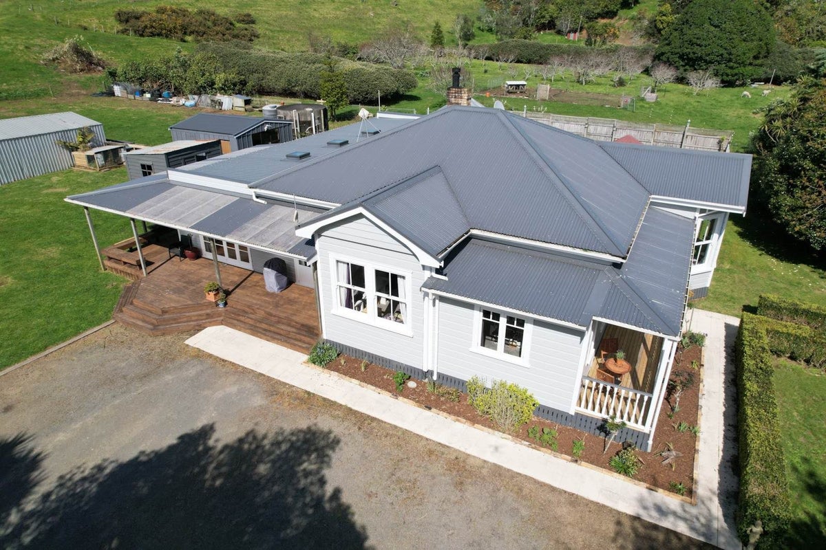 385 Taurangaruru Road, Karioitahi, Waiuku - Carousel 2