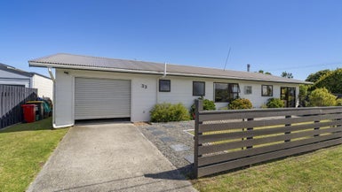 33 Babbacombe Avenue, Otaki Beach, Otaki - Carousel 1