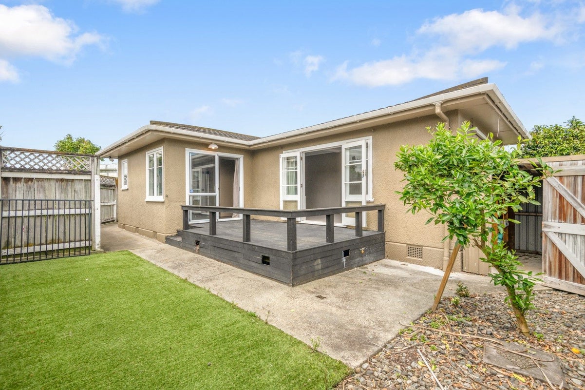 7 St Albans Avenue, Hokowhitu, Palmerston North - Carousel 10