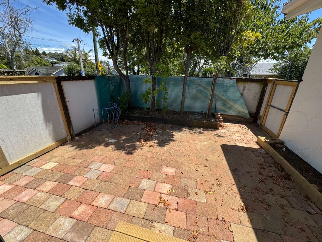 1/144 St Andrews Road, Epsom, Auckland - Carousel 2
