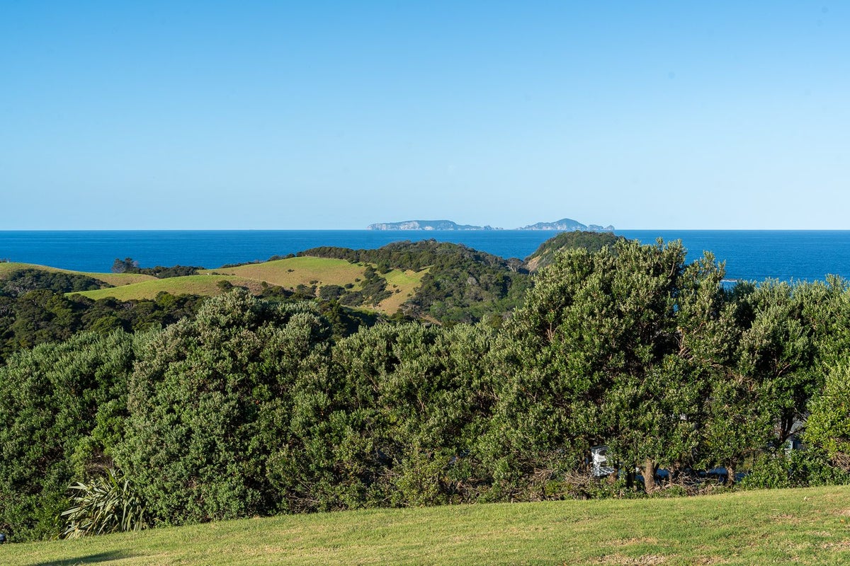 1083 Matapouri Road, Matapouri, Whangarei - Carousel 1