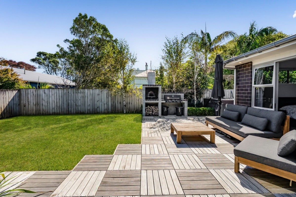 77 Brooklands Road, Brooklands, New Plymouth - Carousel 2