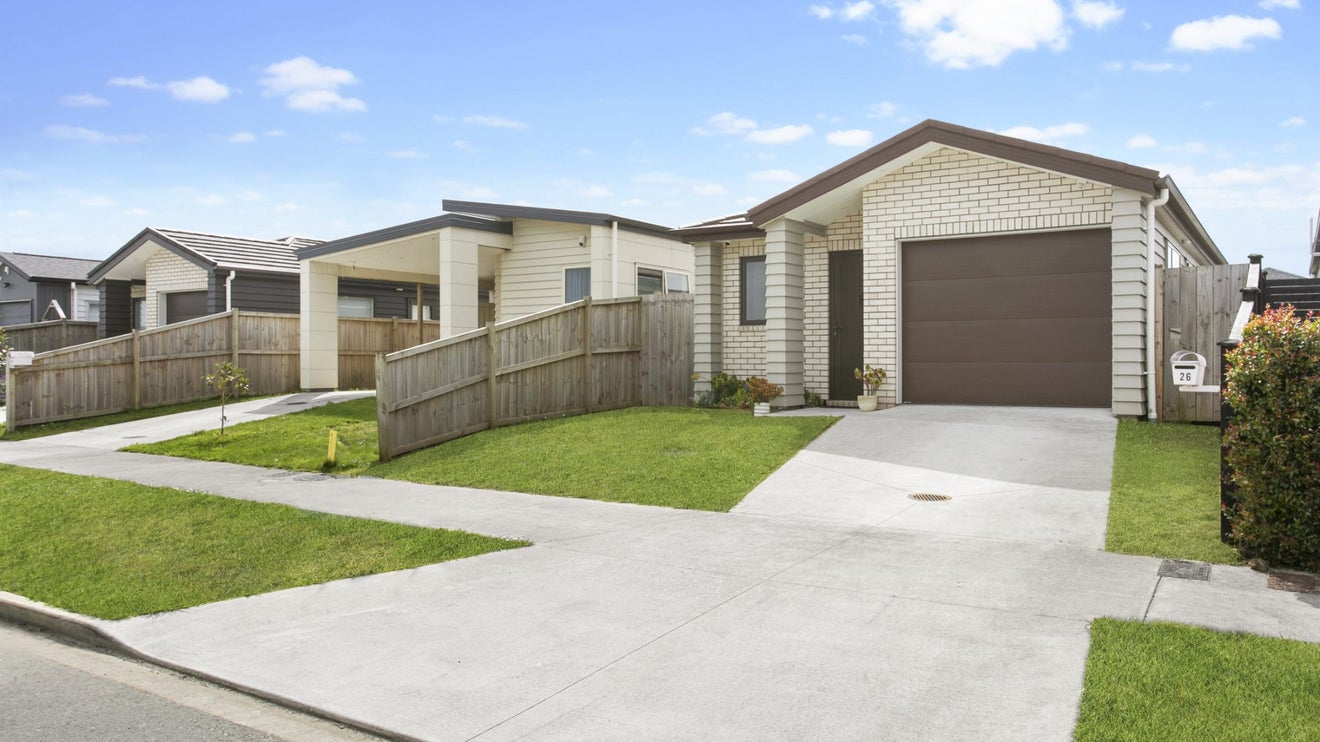 26 Opoka Street, Takanini, Auckland - Carousel 1