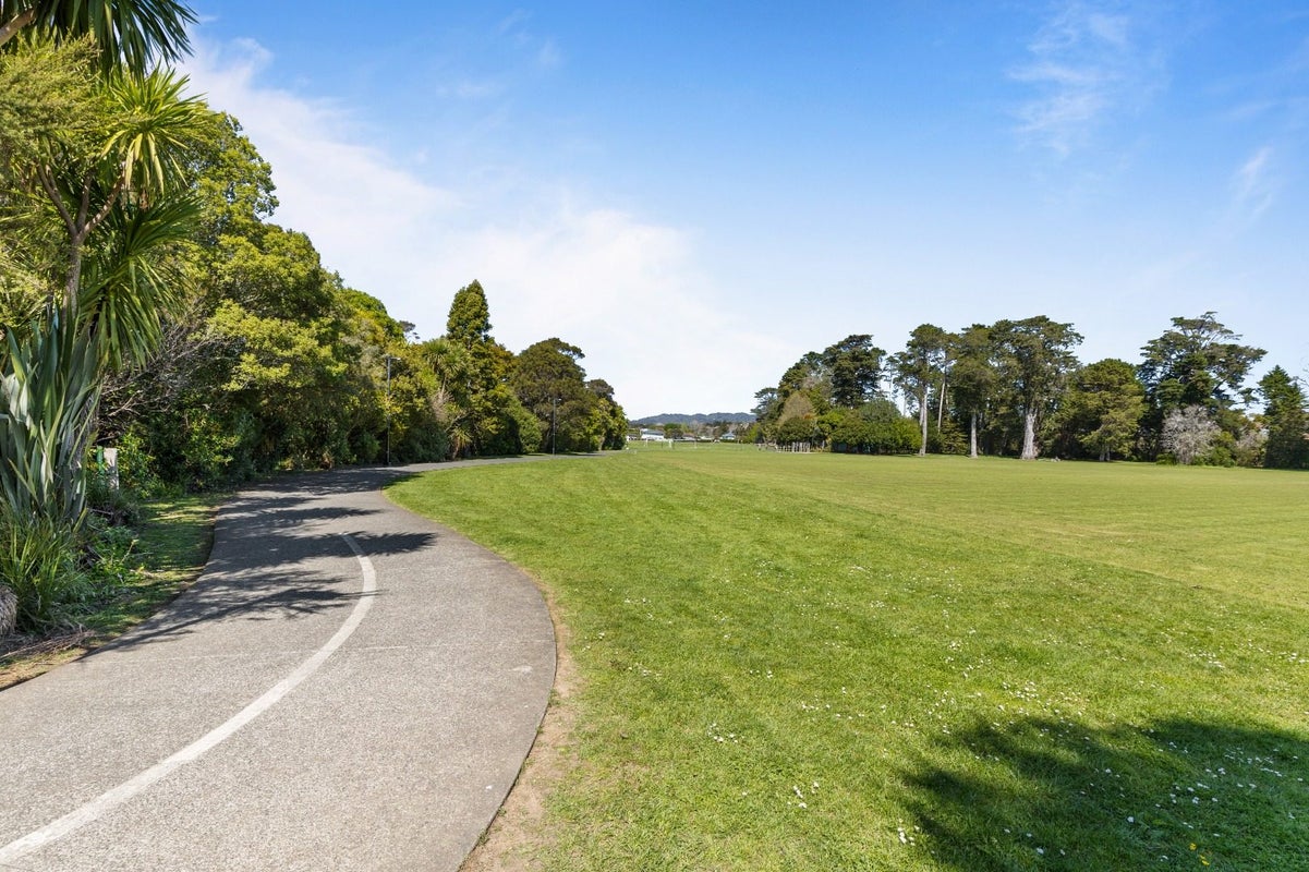 69 Winery Way, Henderson, Auckland - Carousel 13