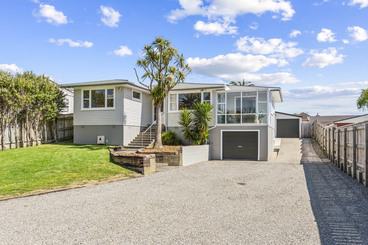 56 Donovan Road, Paraparaumu Beach, Paraparaumu - Carousel 2