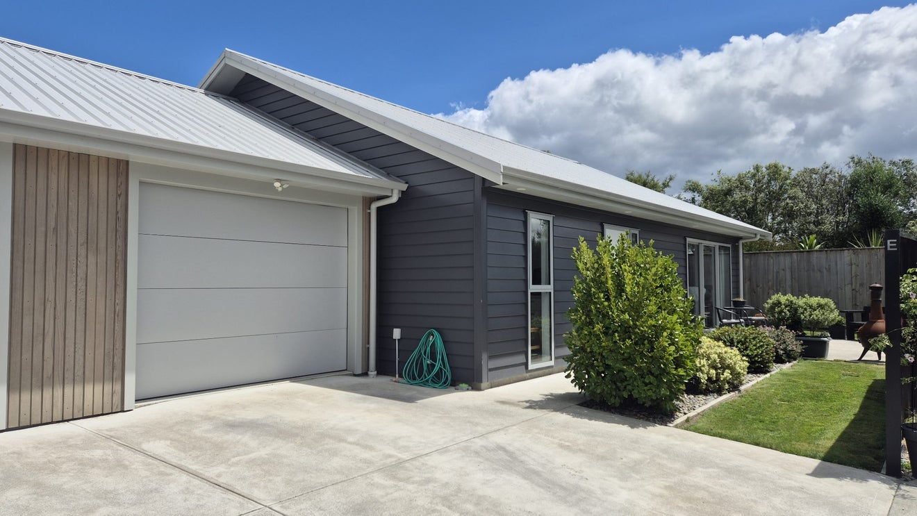 76E South Road, Solway, Masterton - Carousel 1