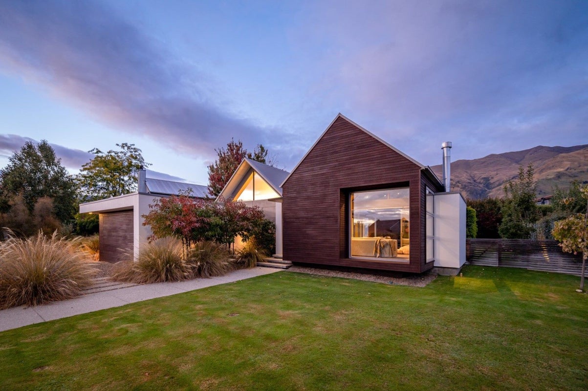 125 Meadowstone Drive, Wanaka - Carousel 1