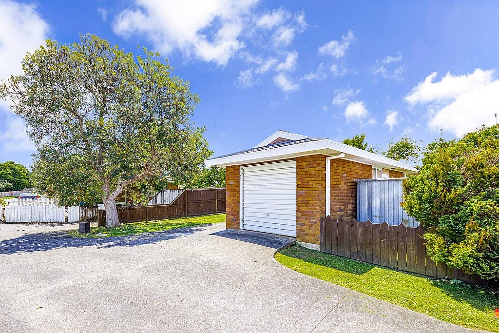 110E Metcalfe Road, Ranui, Auckland - Carousel 2