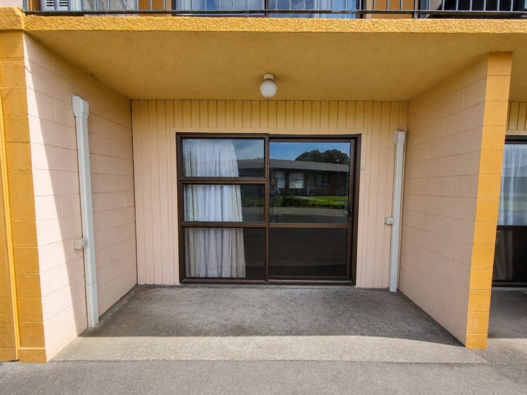 16/16 Alma Road, Gonville, Whanganui - Carousel 1