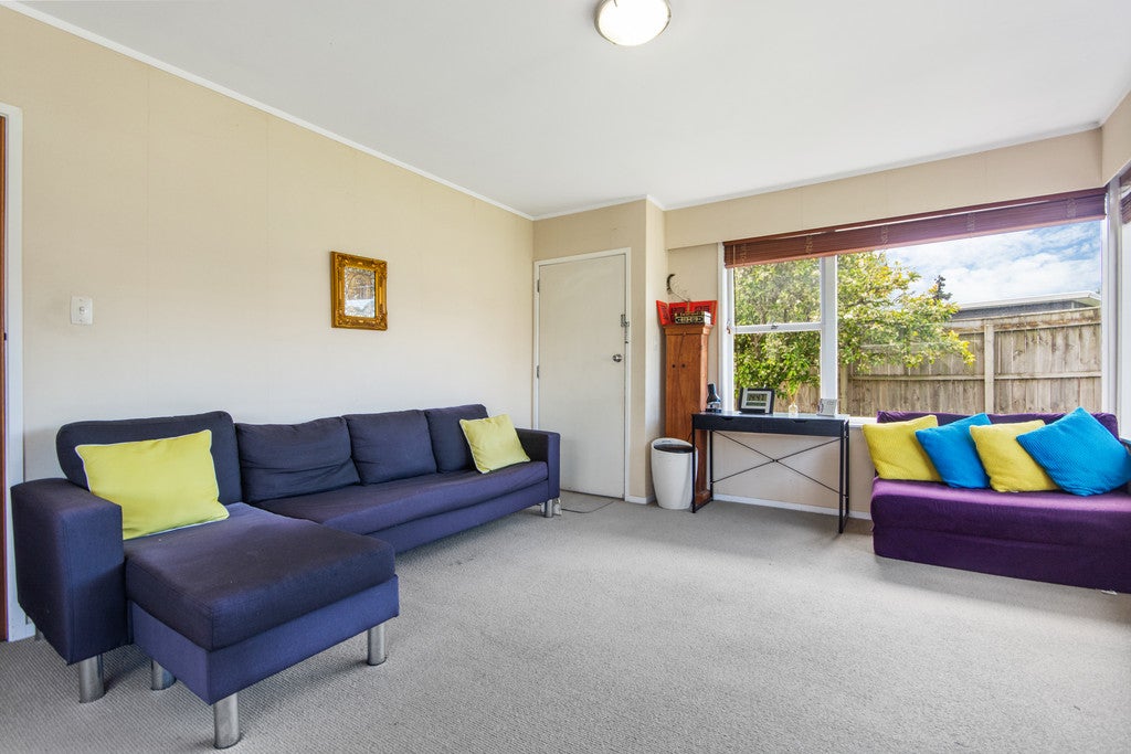 1/61 Cardiff Road, Pakuranga, Auckland - Carousel 2