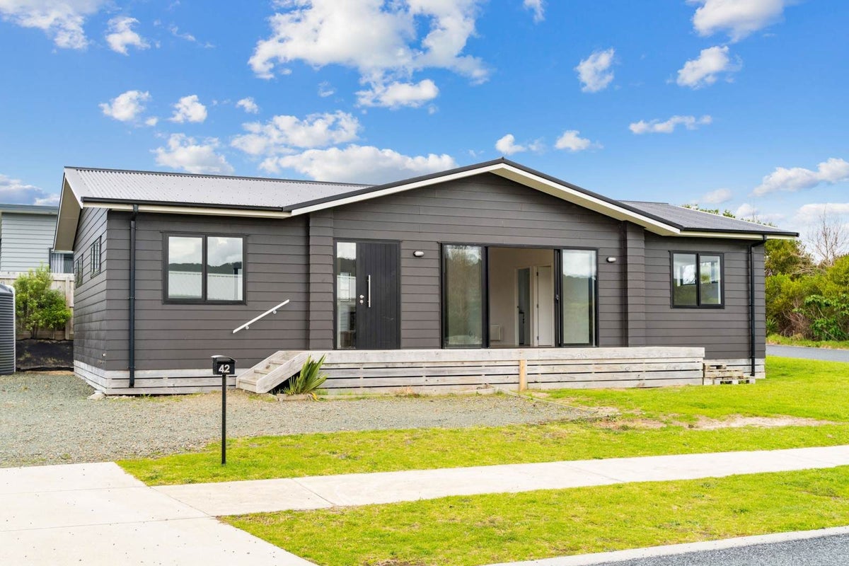 42 Marram Place, Mangawhai Heads, Kaipara, Northland - Carousel 2