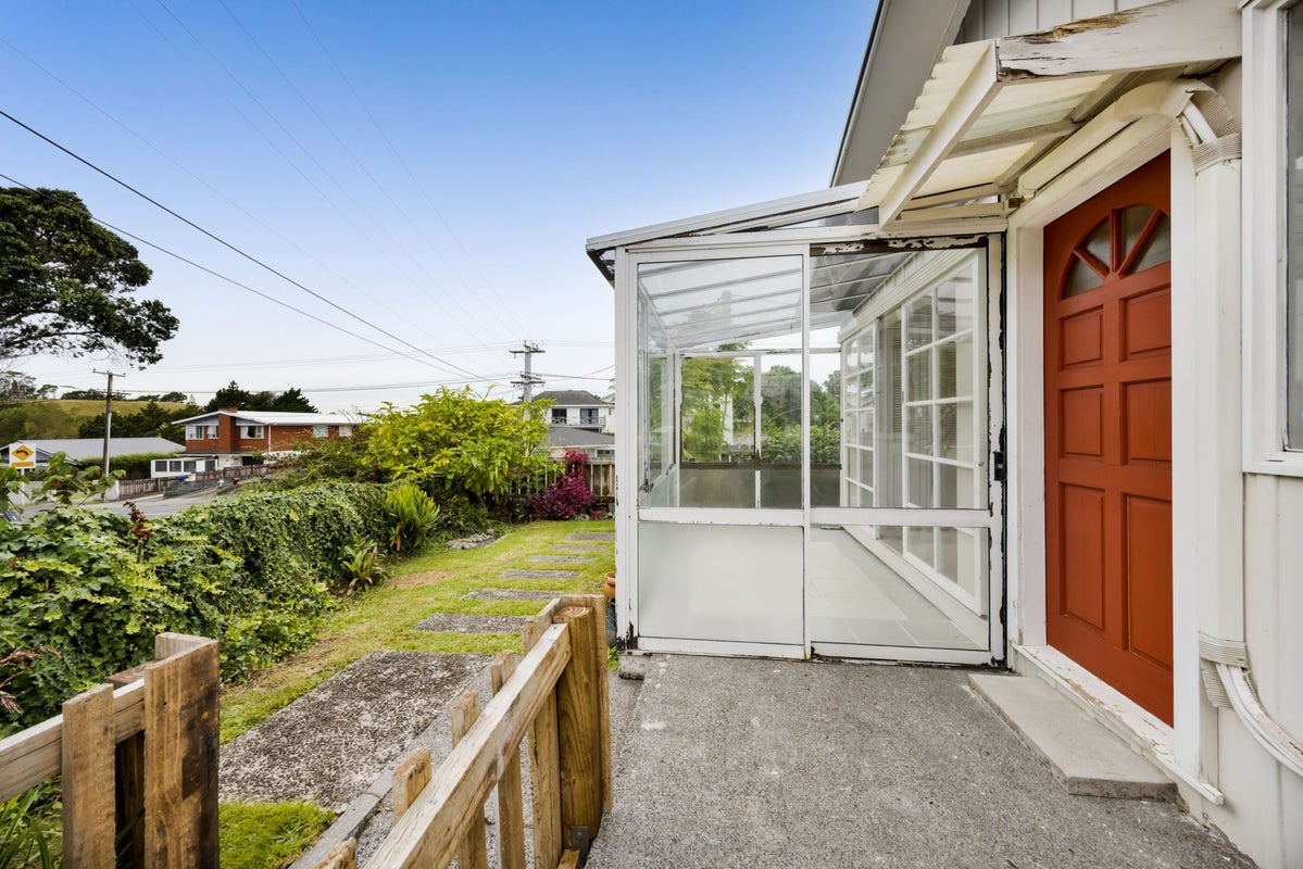64 Ngamotu Road, Spotswood, New Plymouth - Carousel 29