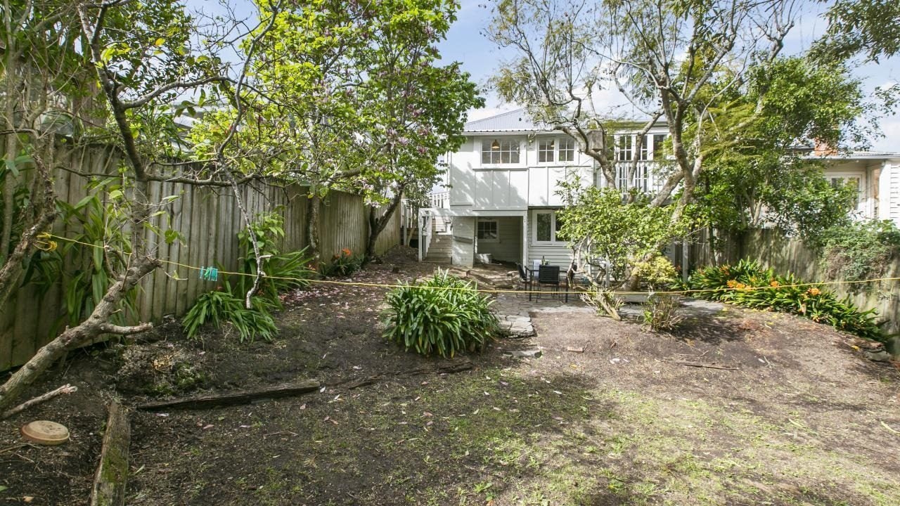 15 Stratford Street, Parnell, Auckland - Carousel 13