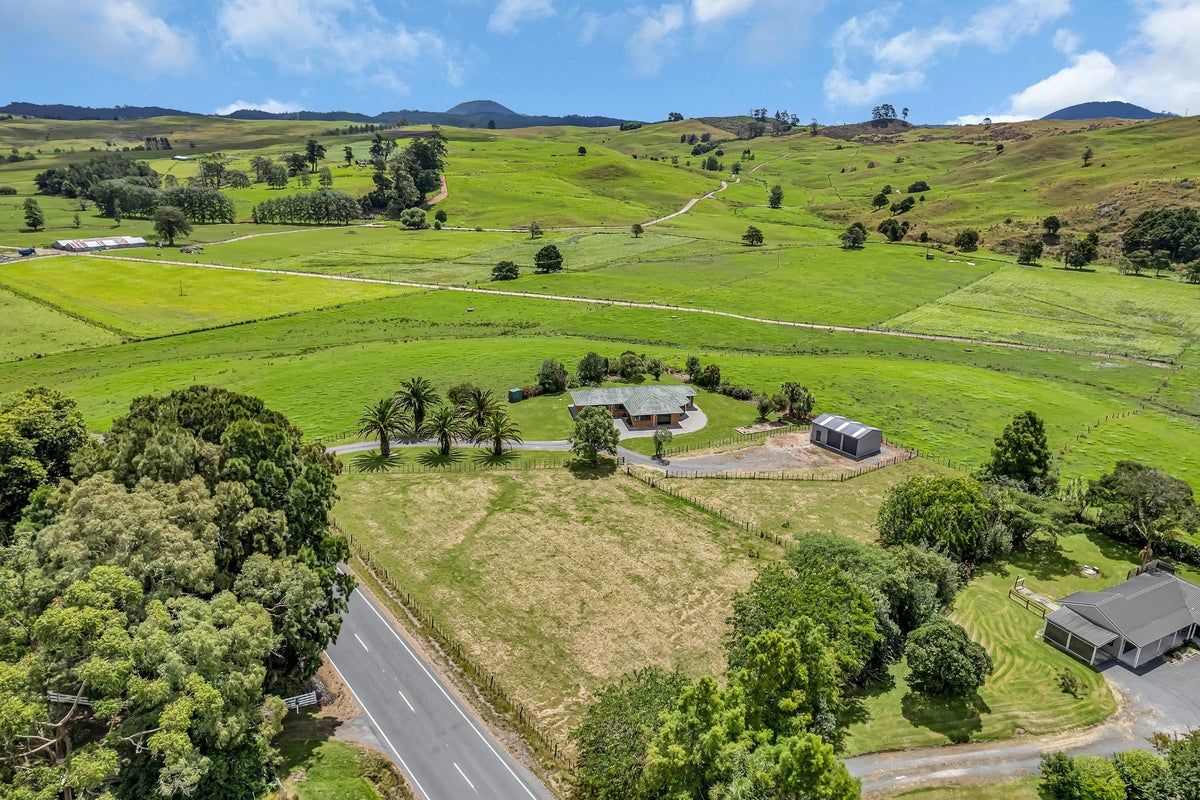112 Maungakaramea Road, Puwera, Whangarei, Northland - Carousel 25