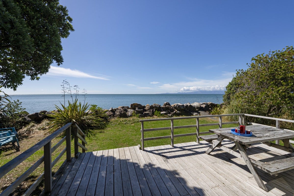 49 Totara Avenue, Collingwood, Collingwood - Carousel 2