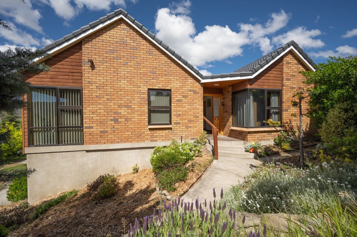 18 Earnscleugh Road, Bridge Hill, Alexandra - Carousel 2