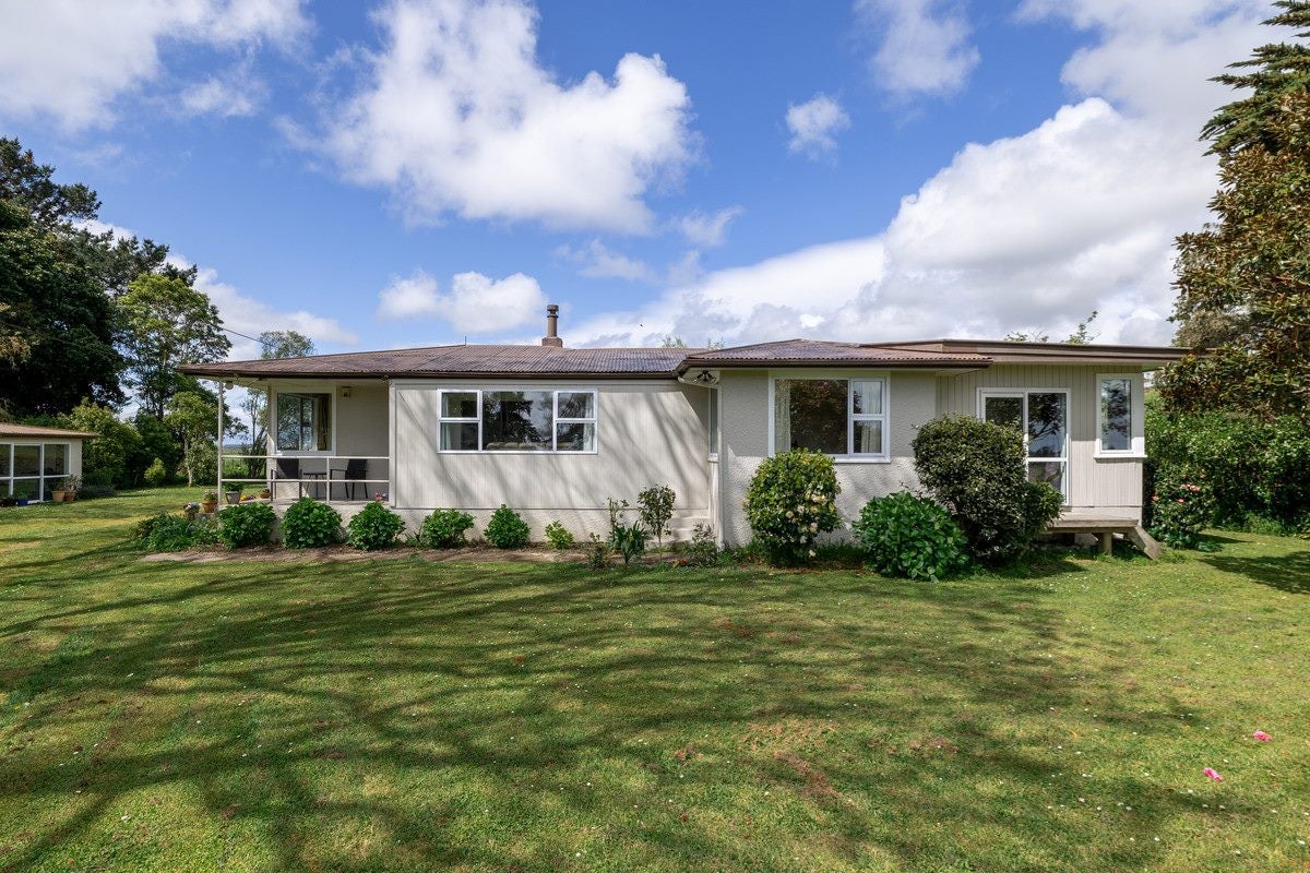 305 Karere Road, Tiakitahuna, Palmerston North - Carousel 1