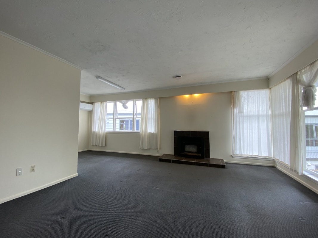 12 Trinidad Road, Sunnynook, Auckland - Carousel 2