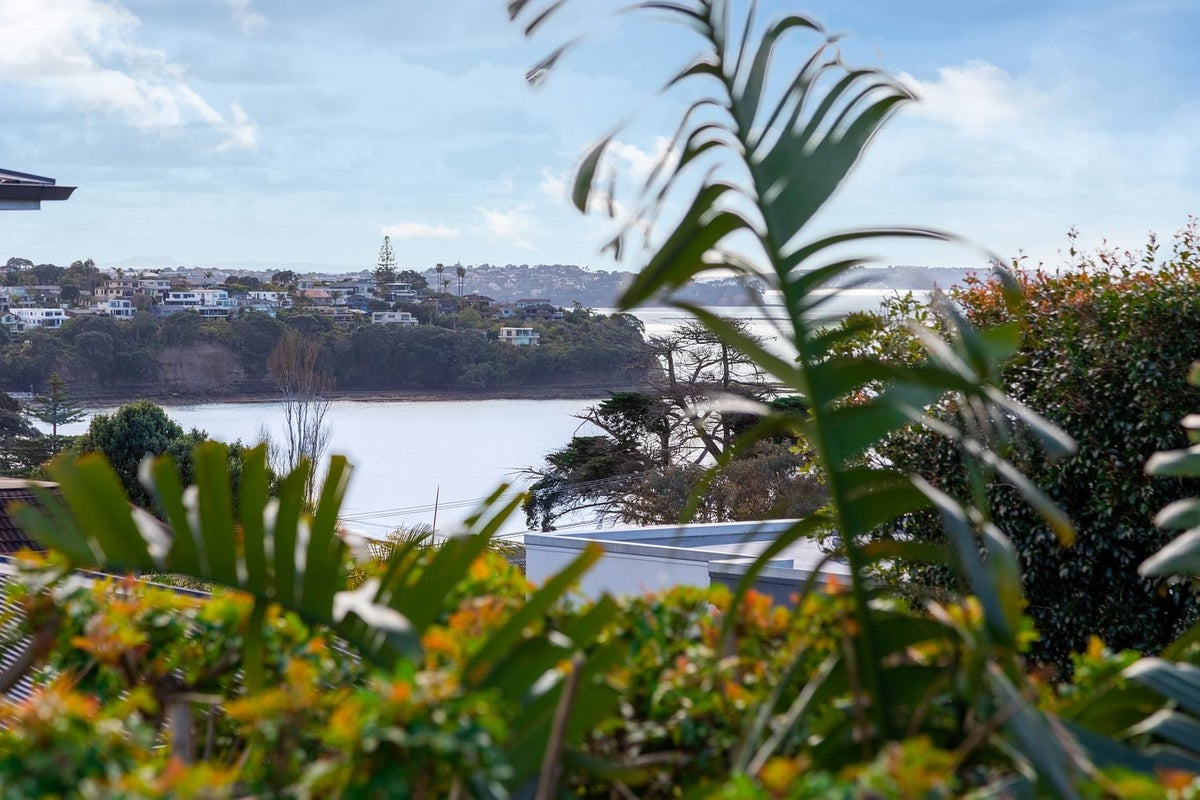 55 Kowhai Road, Mairangi Bay, Auckland - Carousel 1