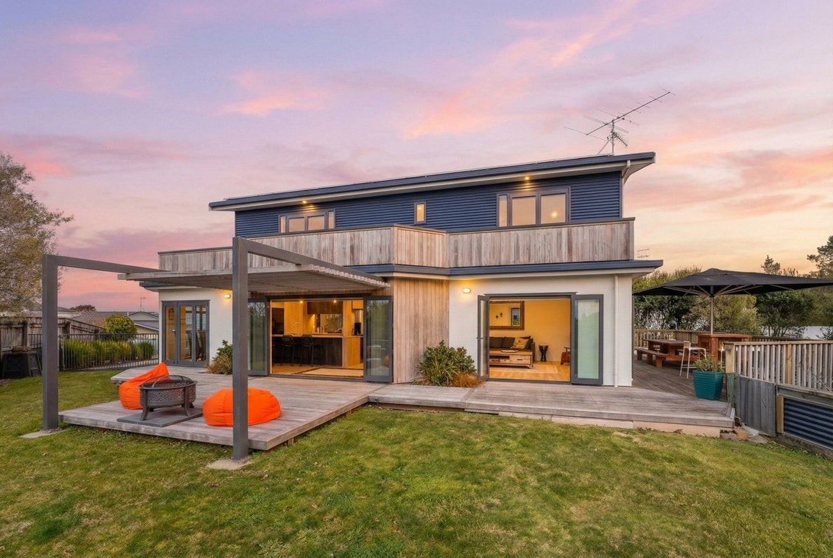 5 Bayview Heights, Kaiteriteri, Motueka - Carousel 1