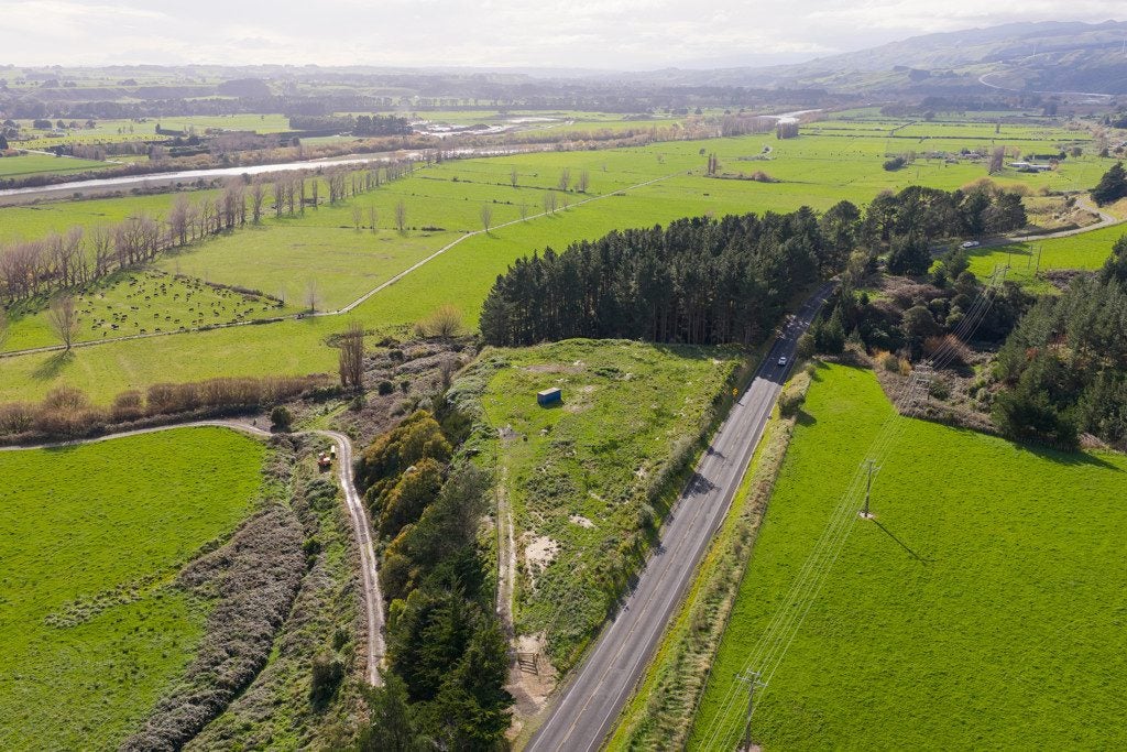 973 East Coast Road, KAIAUA, MIRANDA - Carousel 2