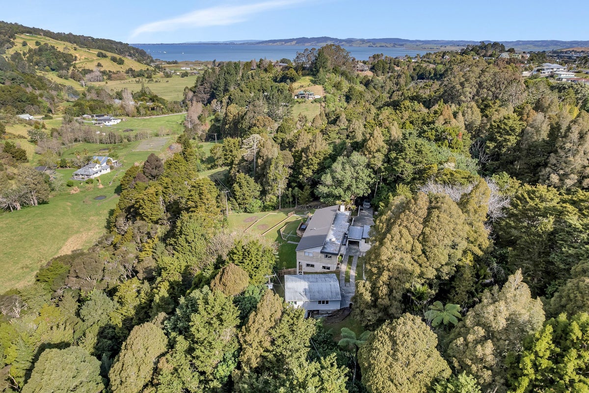 82 Cartwright Road, Onerahi, Whangarei - Carousel 1