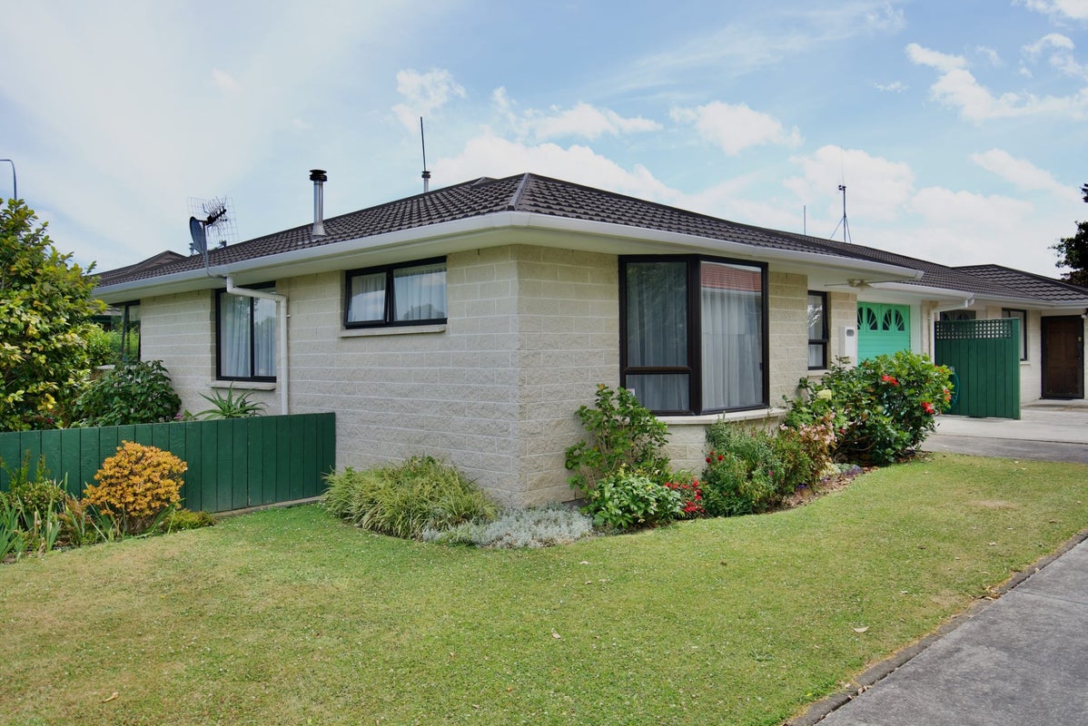 1B Droylsden Place, Palmerston North, Palmerston North - Carousel 10