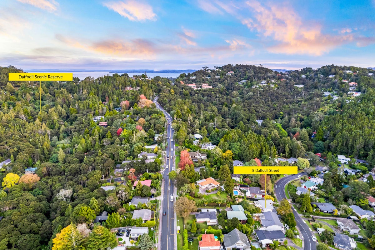 8 Daffodil Street, Titirangi, Auckland - Carousel 35