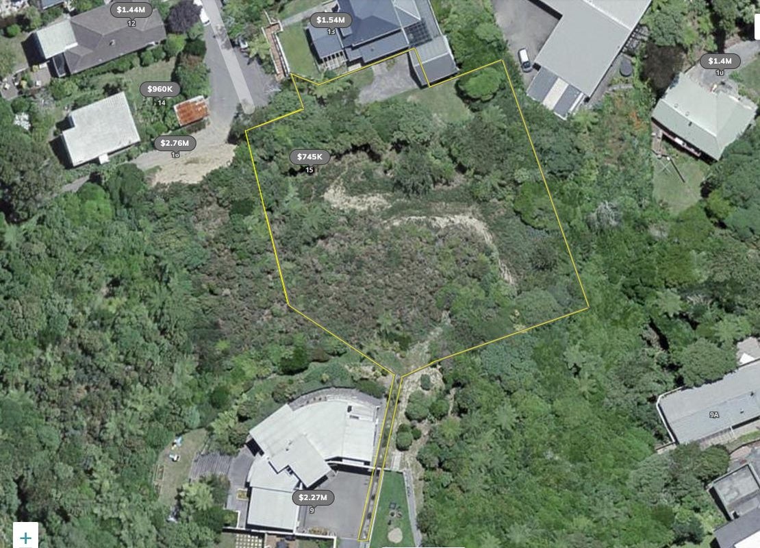 15 Beatty Avenue, Karori, Wellington - Carousel 1