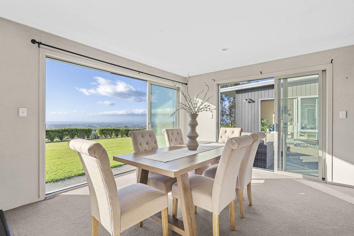 1089 Plymouth Road, Koru, New Plymouth - Carousel 2