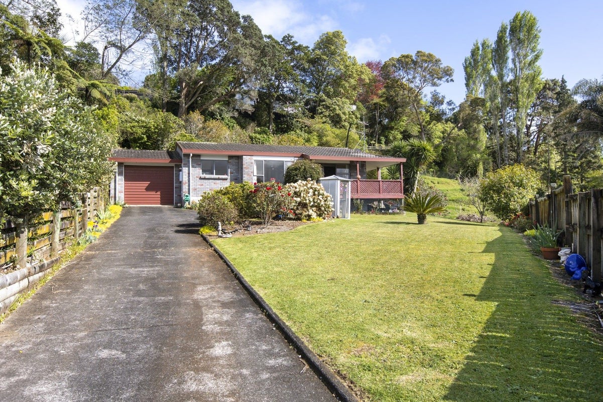 28 Salcombe Terrace, Welbourn, New Plymouth - Carousel 1