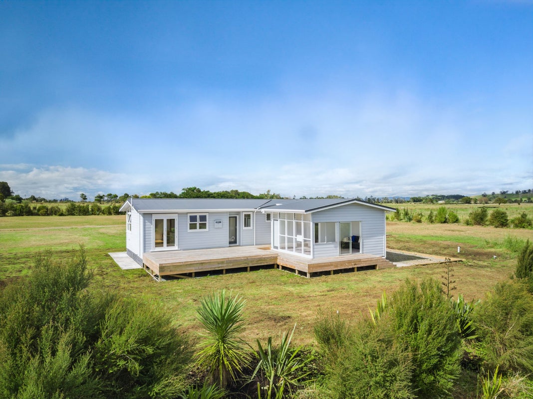 41 Takahiwai Road, Ruakaka - Carousel 1