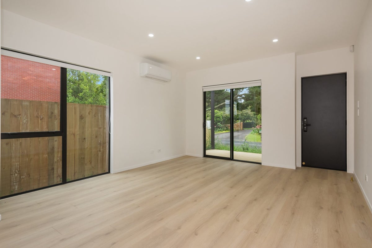33A Burberry Road, Karaka, Papakura - Carousel 2