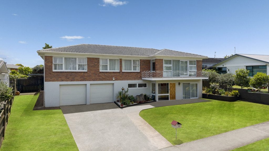 31 The Boulevard, Sunnyhills, Auckland - Carousel 1
