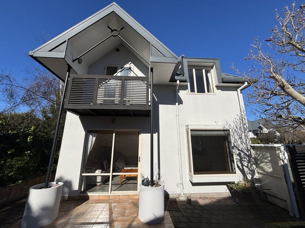 9/38 Eversleigh Street, St Albans, Christchurch - Carousel 1