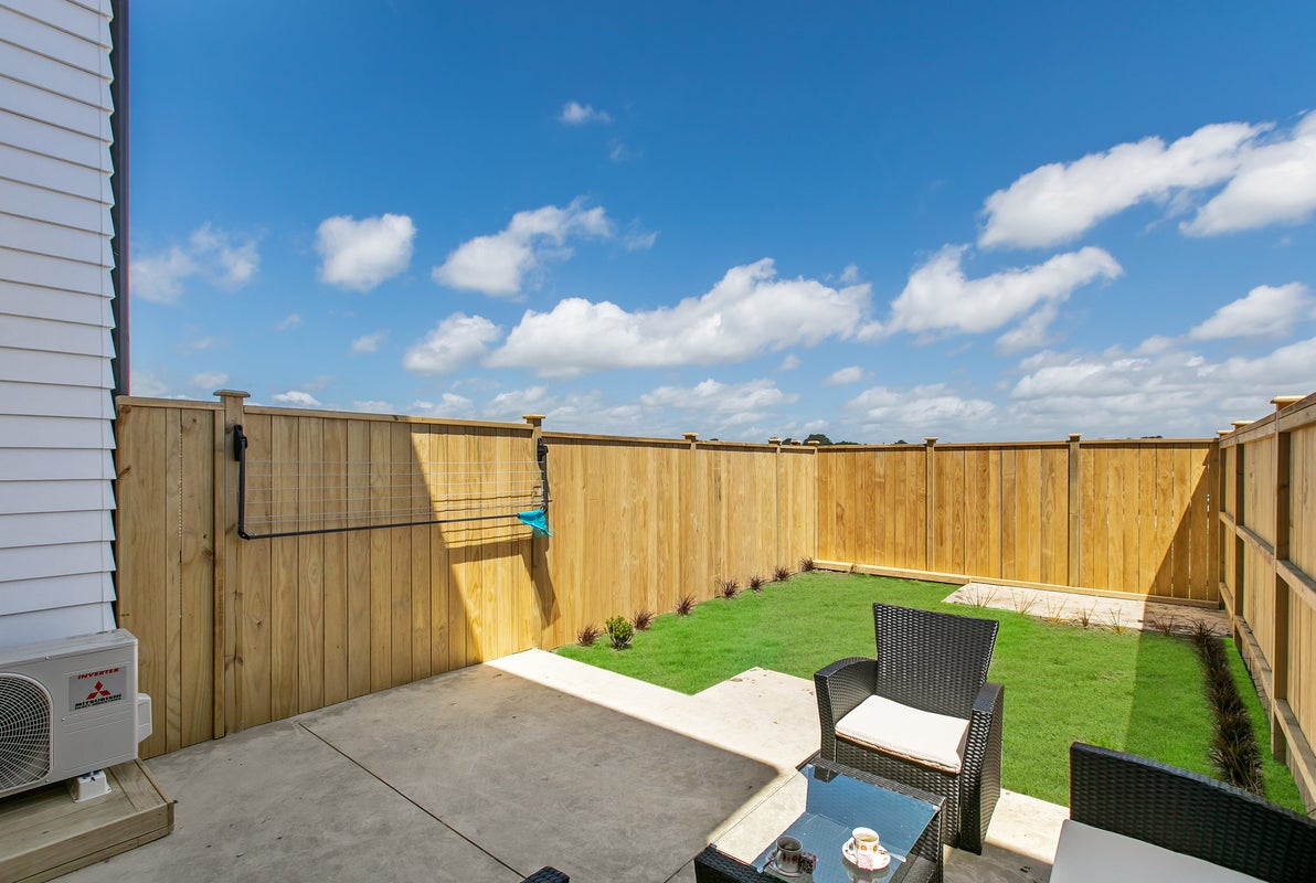 231 Jack Lachlan Drive, Beachlands, Auckland - Carousel 18