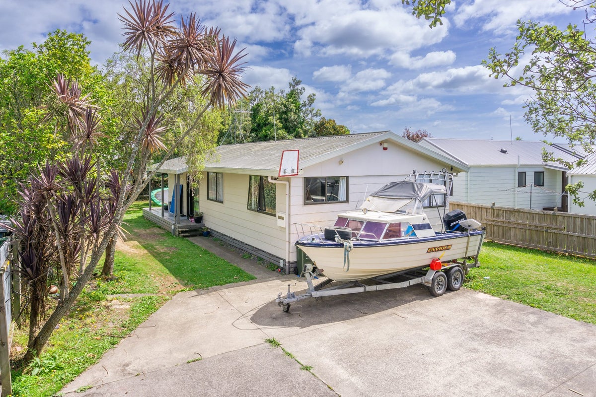 35A Claude Street, Fairfield, Hamilton - Carousel 2