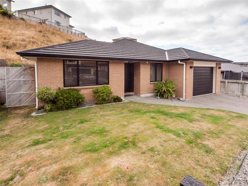 16 Cheetwood Street, Churton Park, Wellington - Carousel 2