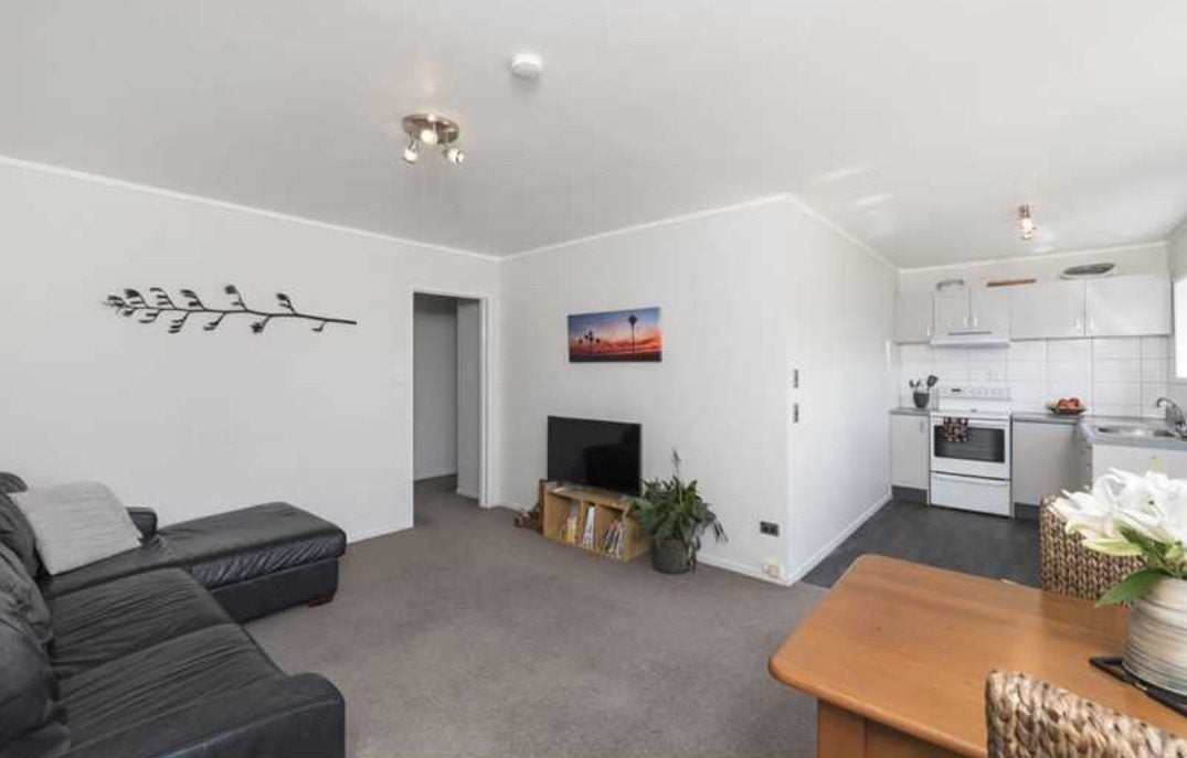 44 Sungrove Rise, Sunnyvale, Auckland - Carousel 1