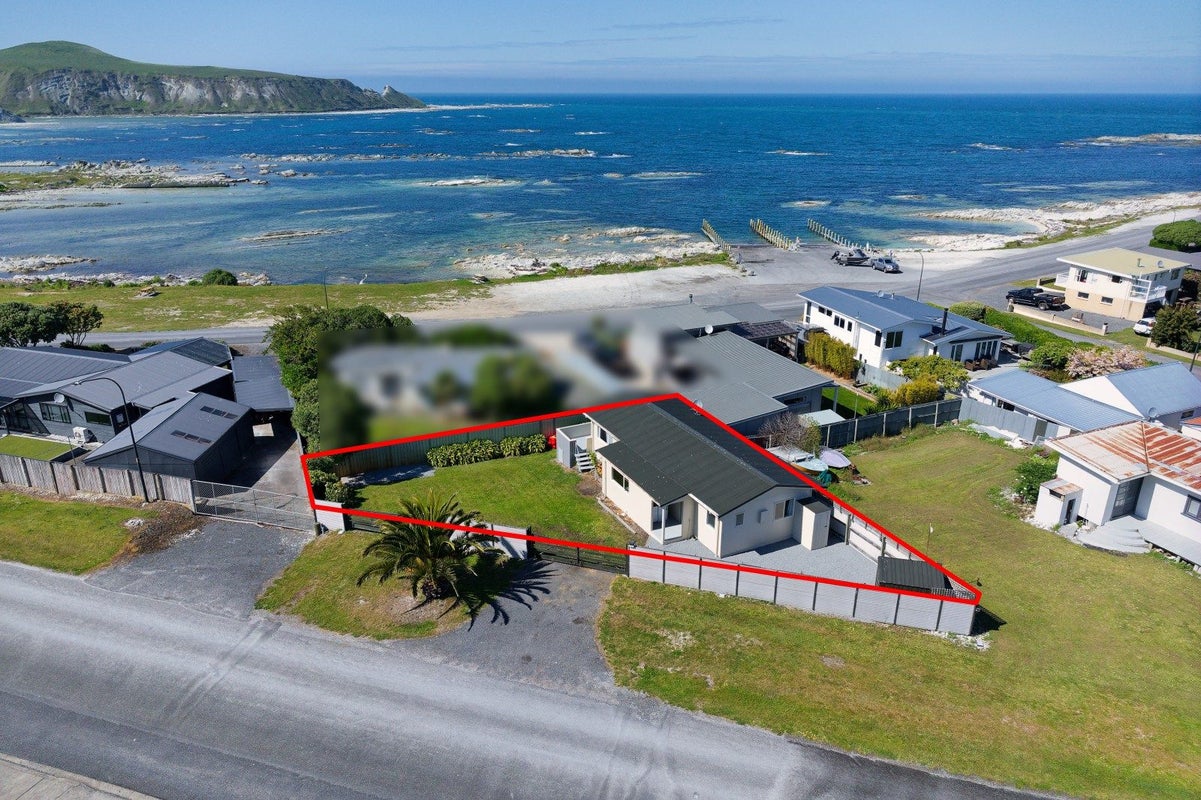 148 South Bay Parade, South Bay, Kaikoura - Carousel 2