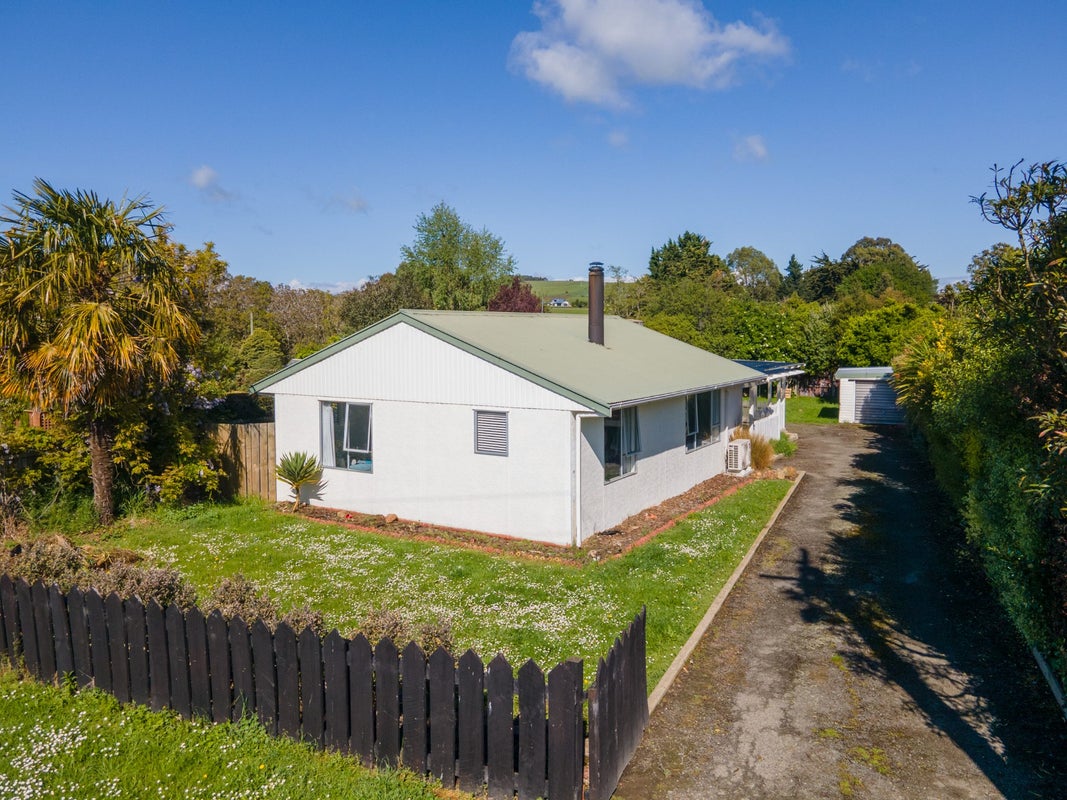 7 London Street, Weston, Oamaru - Carousel 1
