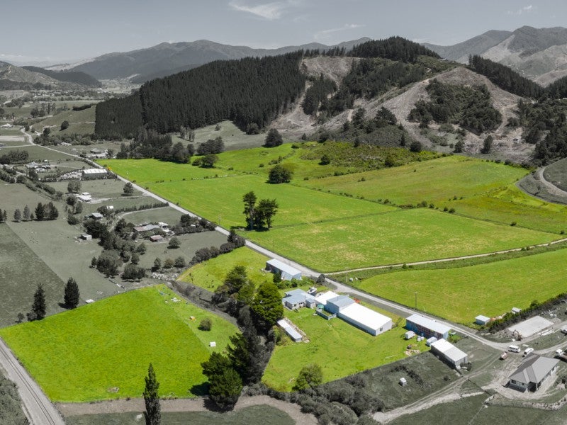 166 Lindens Road, Blenheim - Carousel 1