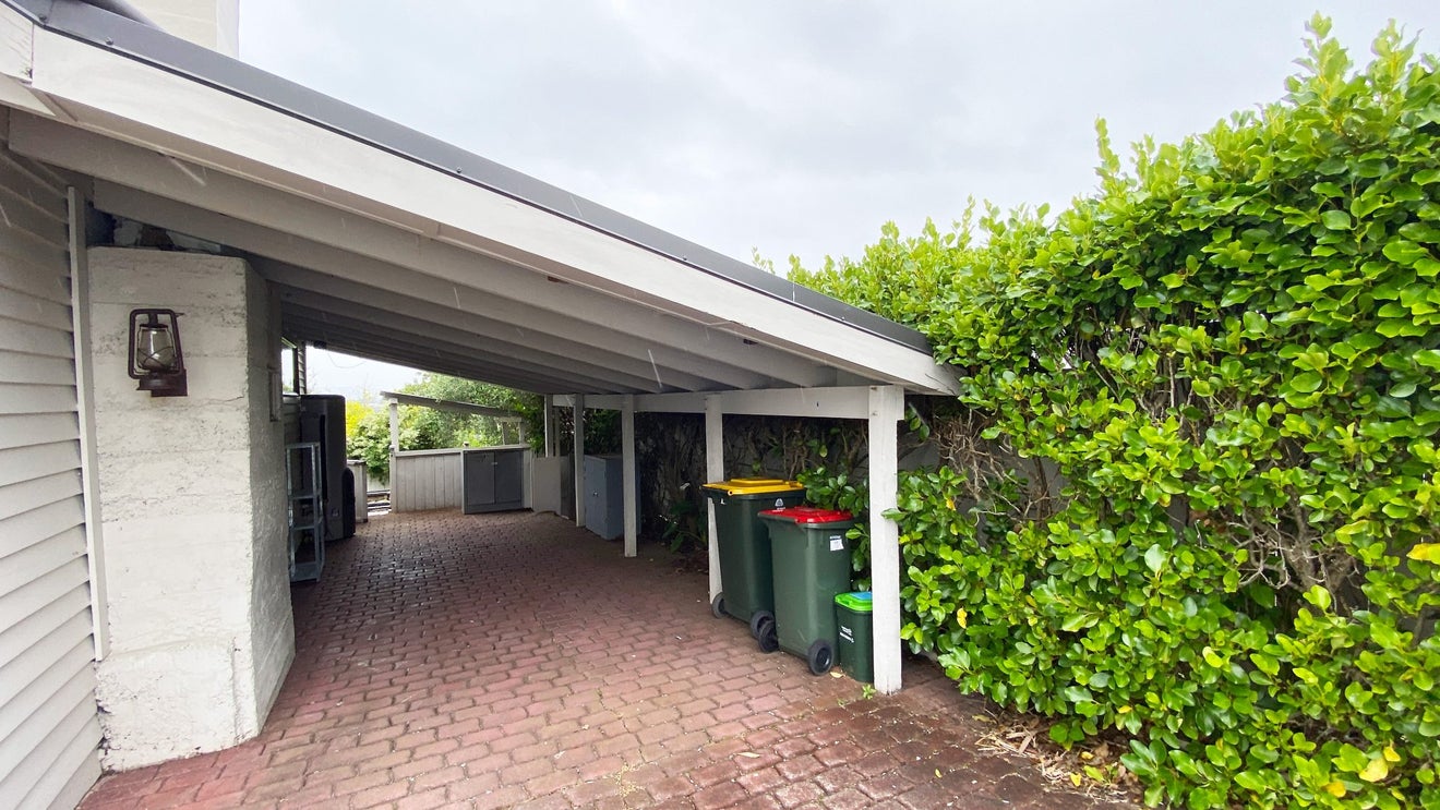 1/1 Paparoa Road, Howick, Auckland - Carousel 32