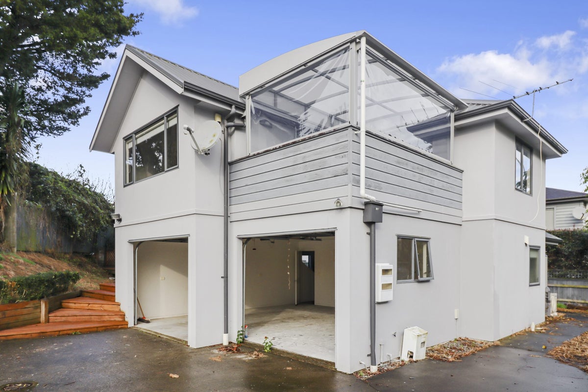 3 Duncan MacLean Link, Morningside, Auckland - Carousel 2