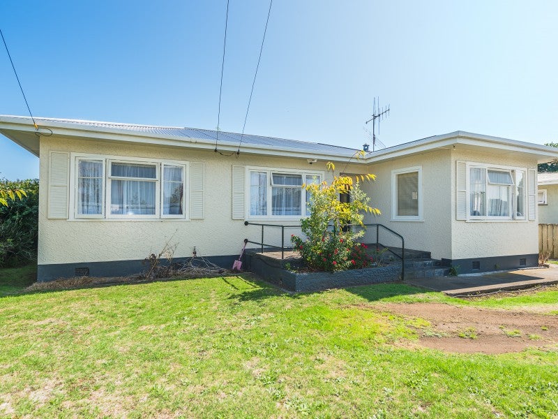 69 Totara Street, Tawhero, Whanganui - Carousel 1