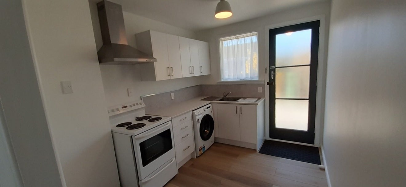 2/38 North Avon Road, Richmond, Christchurch - Carousel 1