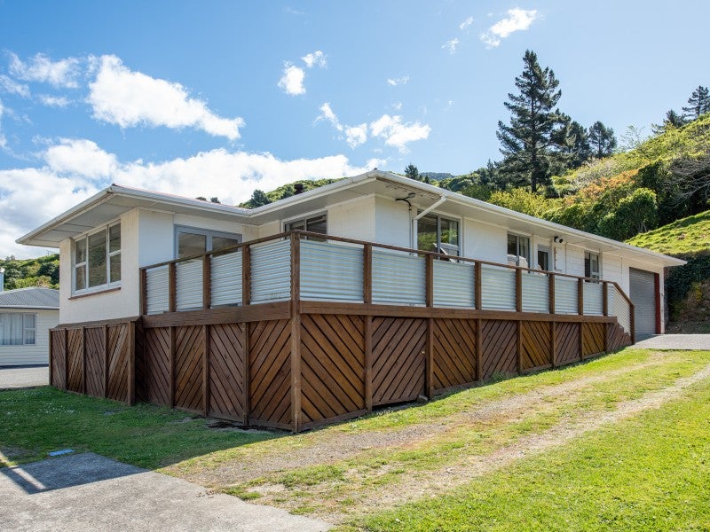 51 Wairau Road, Picton - Carousel 1
